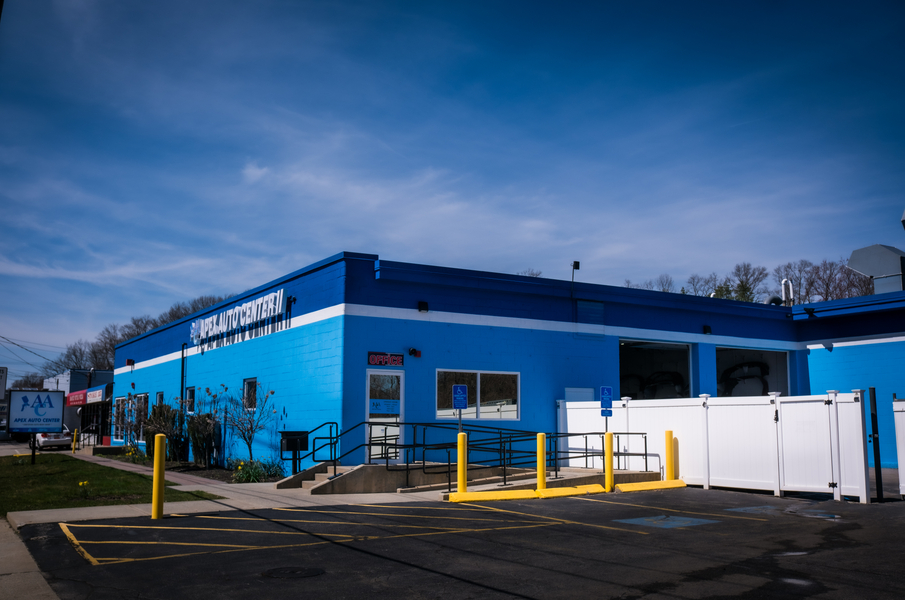 Cover photo of Apex Auto Body Framingham